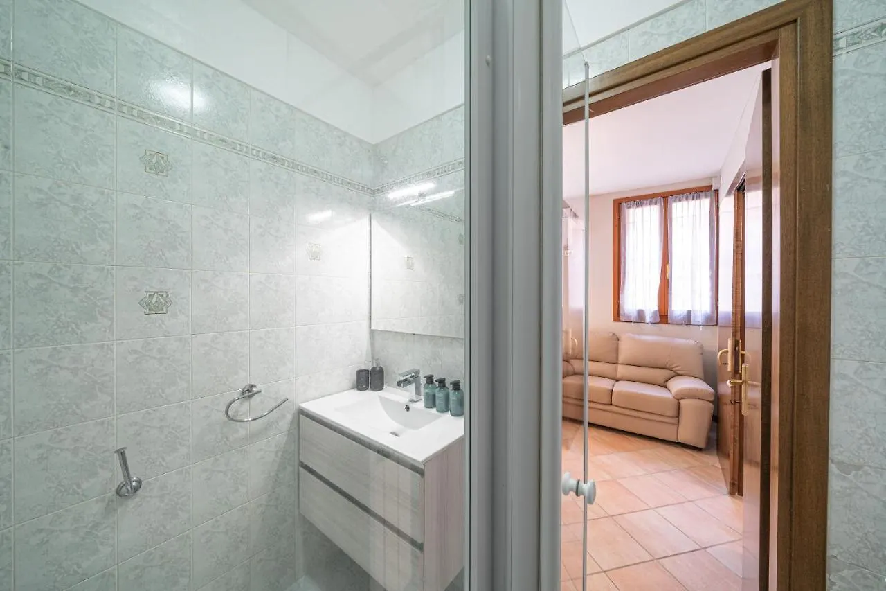 Ormesini Home Venice Apartment