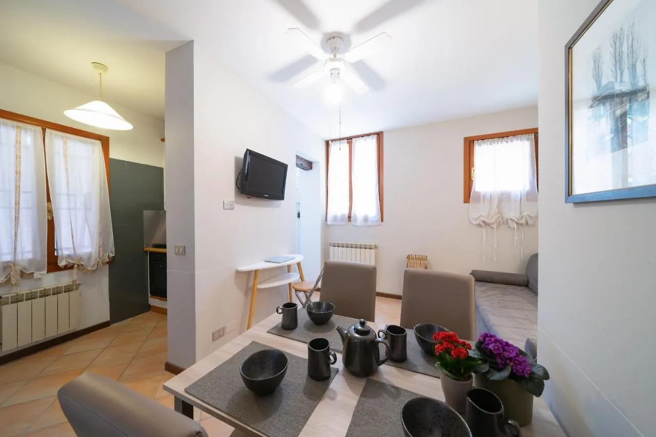 Apartment Ormesini Home Venice Italy